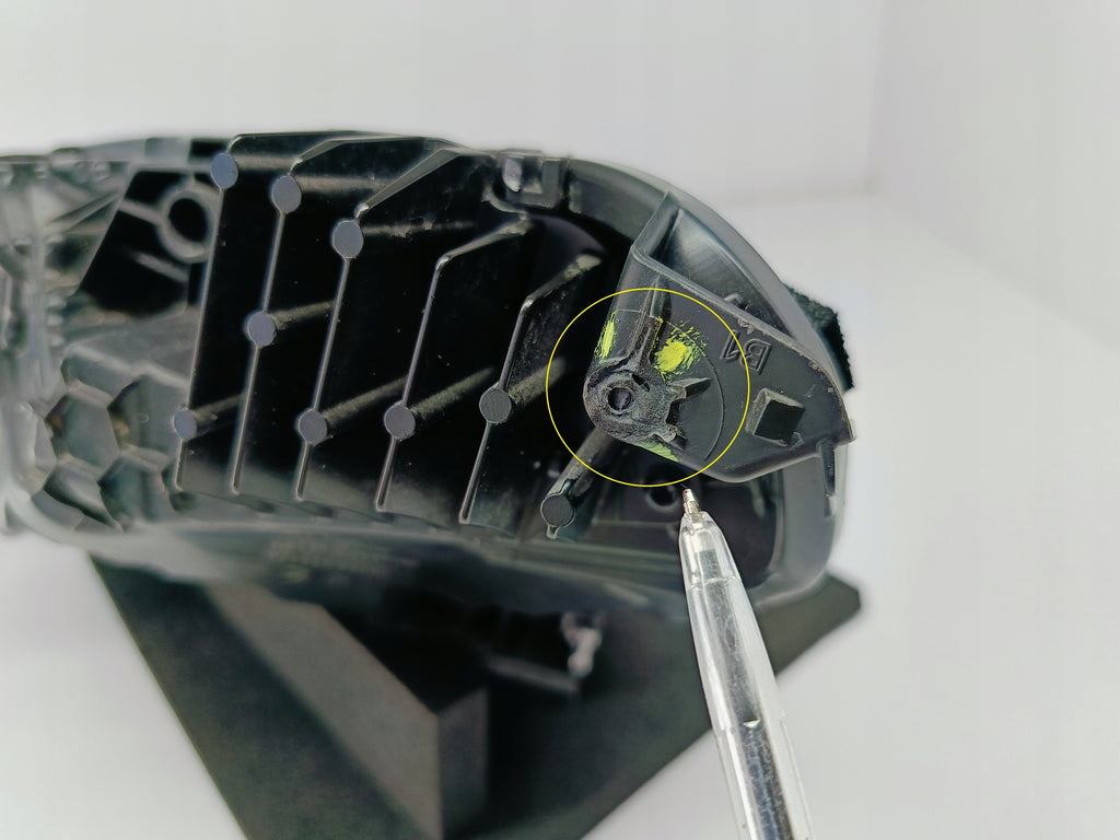 TESLA MODEL 3 LIFT HIGHLAND 24- RECHTER SCHEINWERFER VORNE FULL LED EU 1760889-00-E
