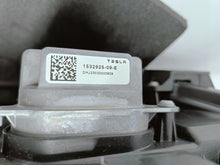 Laden Sie das Bild in den Galerie-Viewer, TESLA MODEL 3 M3 LIFT Y MY 20- SCHEINWERFER RECHTS VORNE FULL LED EU 1514953-00-D