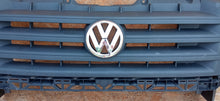 Laden Sie das Bild in den Galerie-Viewer, VOLKSWAGEN CRAFTER LIFT 11- KÜHLERGRILL STOSSFÄNGER VORNE 2E0853653E