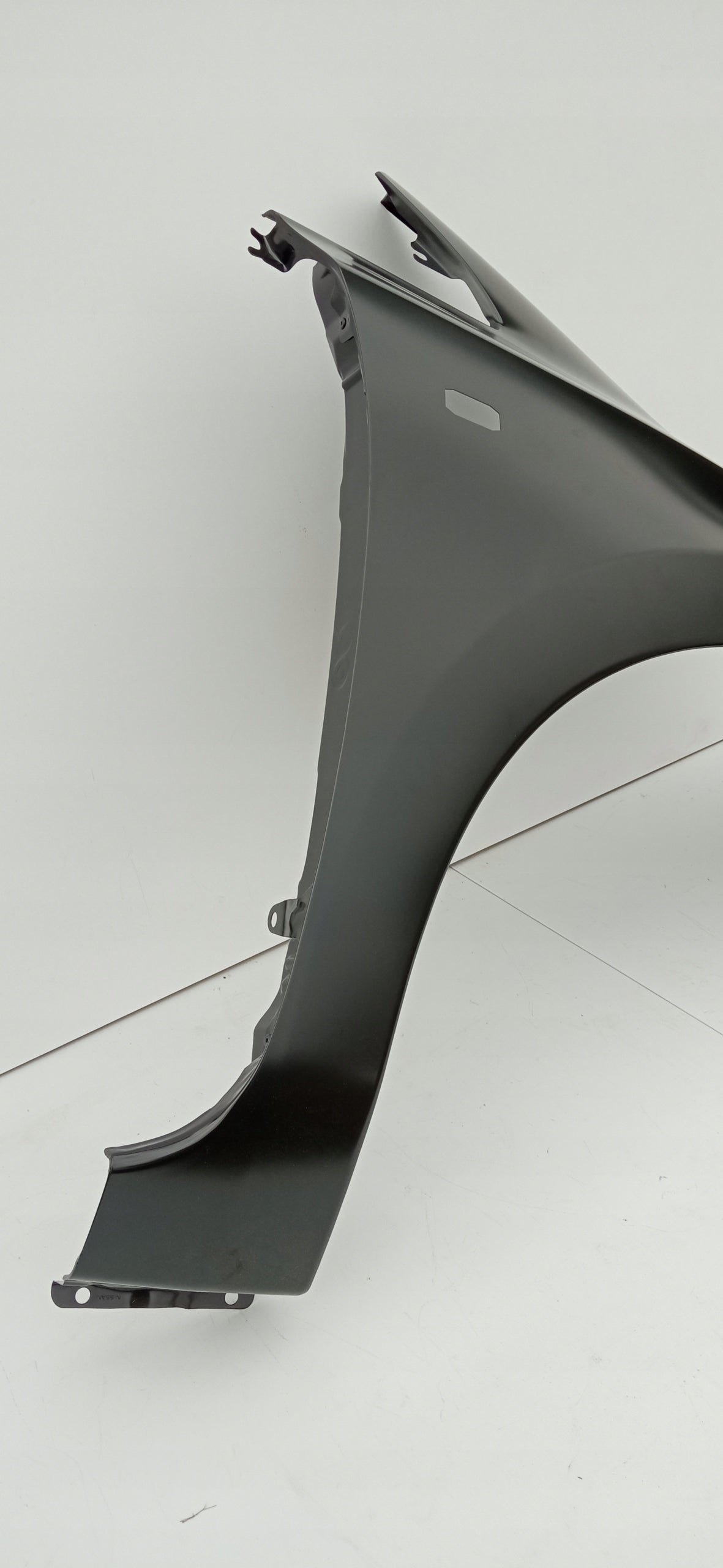 Nissan Leaf I 10- Front Right Fender Front New OE F3100-3NLMA — photo 5 of 16