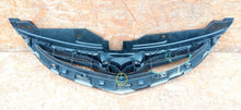 Laden Sie das Bild in den Galerie-Viewer, MAZDA 6 GH LIFT 10- KÜHLERGRILL STOSSFÄNGER VORNE GDL6-50712