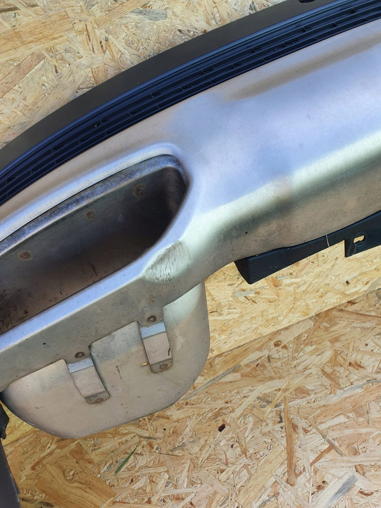 VOLVO XC60 ZDERZAK TYŁ TYLNY DOKŁADKA CHROM