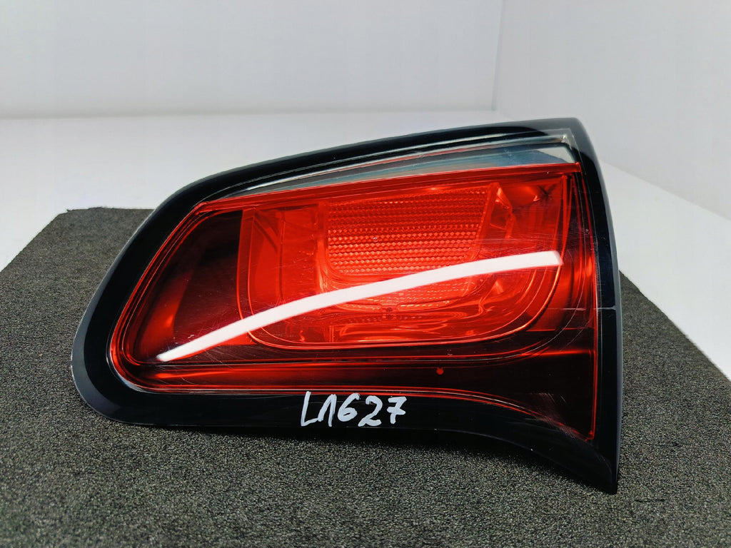 CITROEN C3 II LIFT 13- REFLEKTOR HECKKLAPPENLEUCHTE RECHTS HINTEN 9803934280
