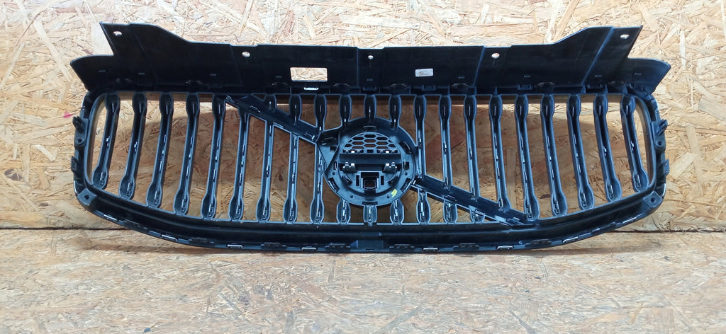 VOLVO XC60 II 17- ATRAPA GRILL KRATKA ZDERZAKA PRZÓD KAMERA 31457465