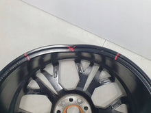 Laden Sie das Bild in den Galerie-Viewer, Renault Megane E-Tech ALUFELGE 19 ZOLL 7.5X19 ET50 5X114.3 KBA53169