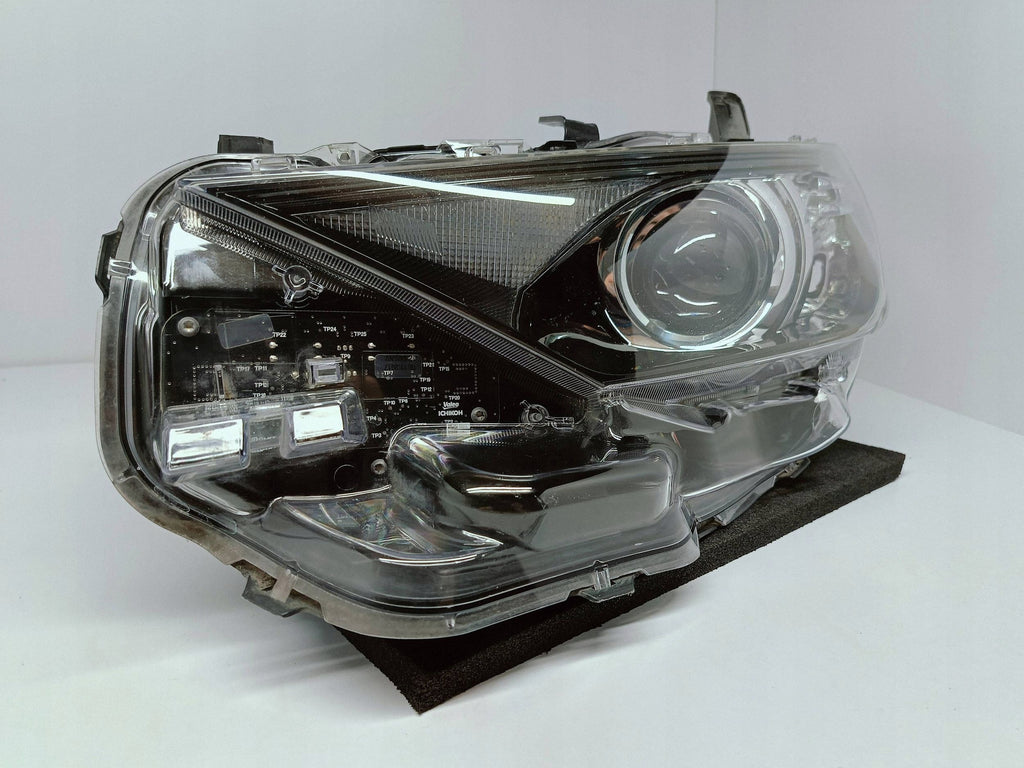 Toyota Auris II E18 LIFT 15- SCHEINWERFER LINKS LINSE+LED EU 81150-02K30