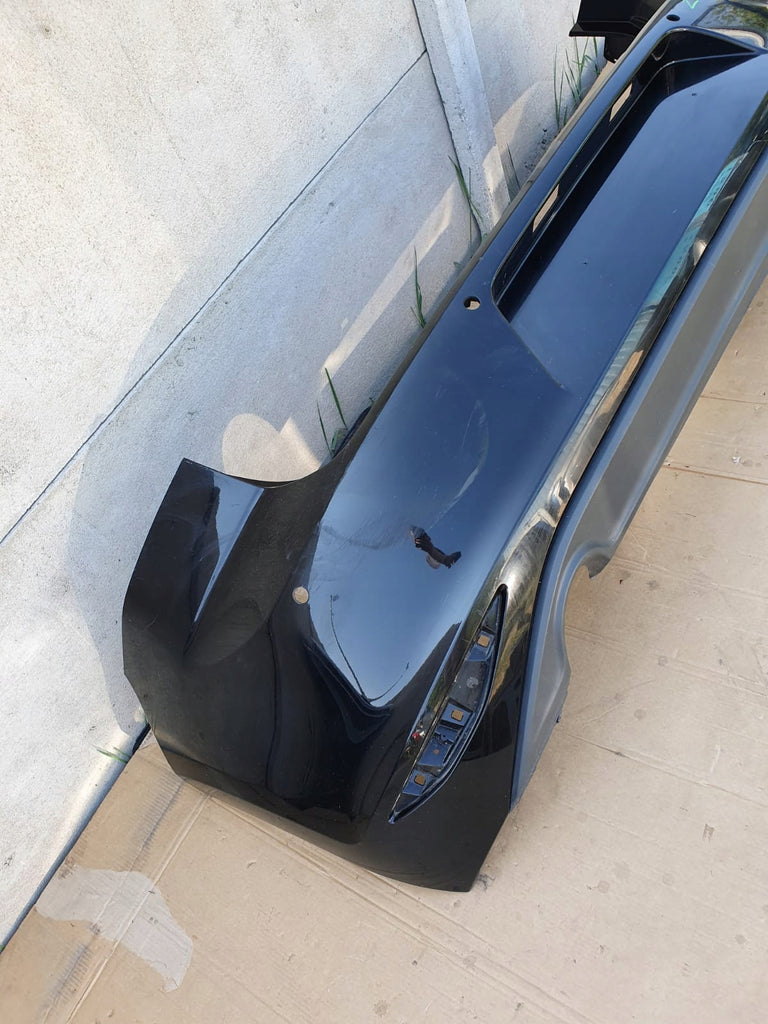 VW GOLF 7 VII 5G6 807 421 STOßSTANGE HINTEN
