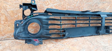 Załaduj zdjęcie do przeglądarki galerii, RENAULT CLIO IV 4 12- ATRAPA KRATKA ŚRODKOWA GRILL 622542958R