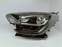 Laden Sie das Bild in den Galerie-Viewer, Renault Megane IV 16- LAMPA LEWA PRZÓD PRZEDNIA ZWYKŁA H7+LED 260602792R