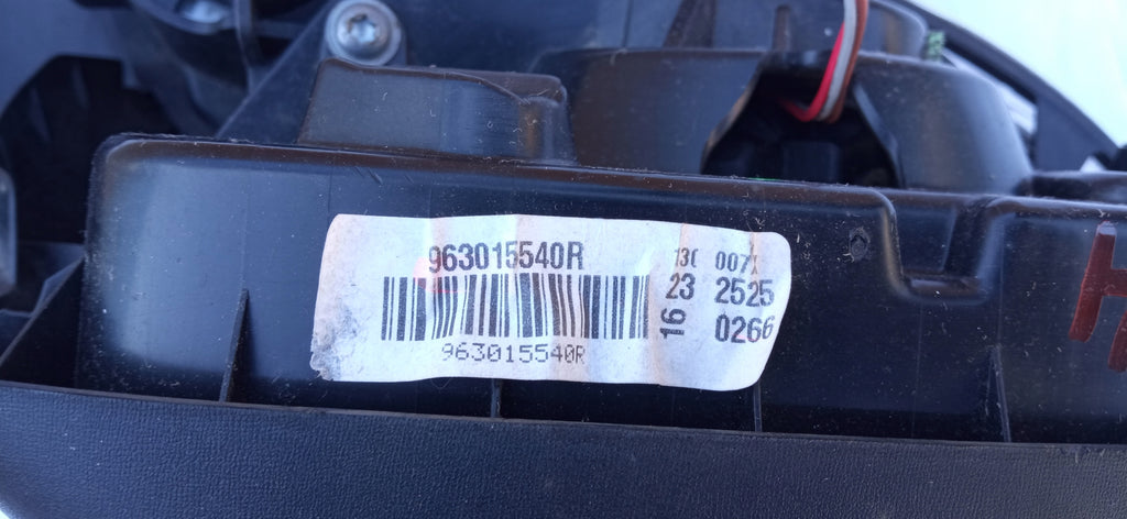 RENAULT KADJAR 15- LUSTERKO PRAWE 11 PIN 963015540R