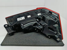 Load image into Gallery viewer, CUPRA BORN 10E 21- LAMPA REFLEKTOR ŚWIATŁO PRAWY TYŁ LED 10E945096A