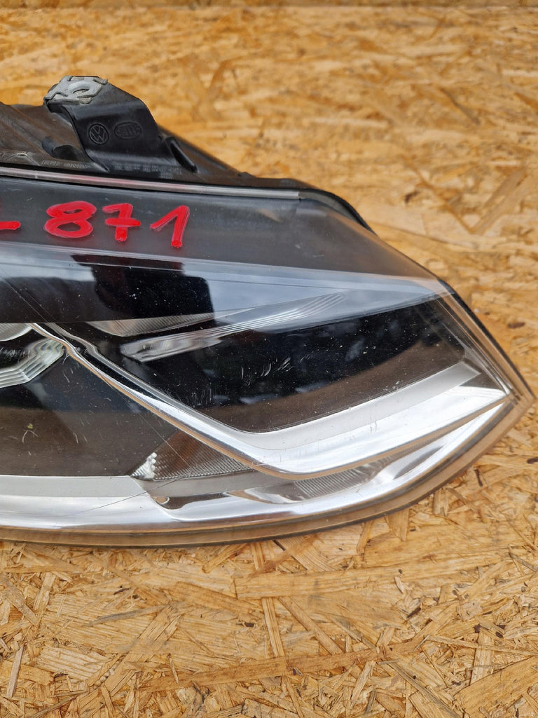 VW POLO V6C1 14- ZWYKŁA LAMPA PRAWA PRZÓD PRZEDNIA EU