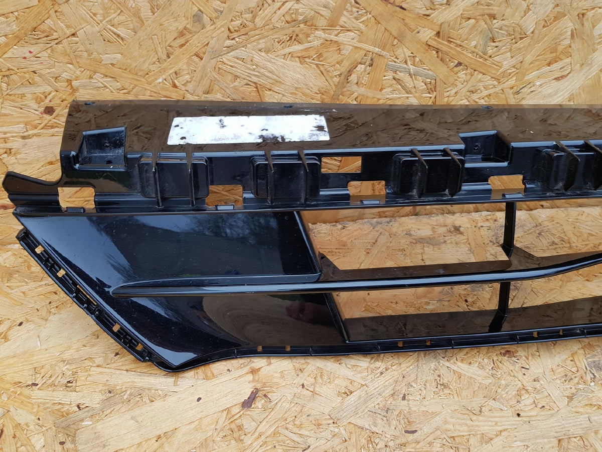 Ford Kuga MK3 Escape ST 19 Grille Grille Grille Front Bumper LV4B-17K945-V — photo 7 of 12