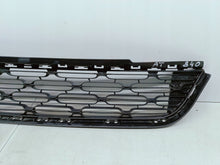 Załaduj zdjęcie do przeglądarki galerii, CITROEN C3 III 16- ATRAPA KRATKA DOLNA GRILL ZDERZAKA PRZÓD 9812062277
