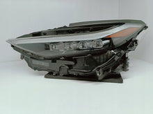 Laden Sie das Bild in den Galerie-Viewer, Toyota bZ4X 22- SCHEINWERFER LINKS VORNE VOLL LED EU KOITO 42-118