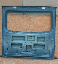 Laden Sie das Bild in den Galerie-Viewer, RENAULT TRAFIC III VIVARO B 14- HECKKLAPPE HINTEN 90122205R