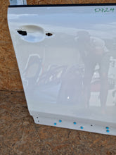Load image into Gallery viewer, MAZDA CX60 DRZWI PRAWY PRZÓD PRZEDNIE KBB358010