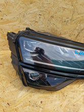 Laden Sie das Bild in den Galerie-Viewer, SKODA KAROQ SCHEINWERFER RECHTS VORNE FULL LED 57B941016B