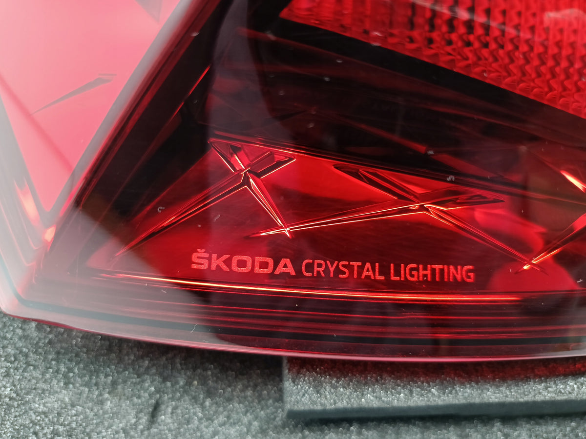 Skoda Fabia IV 4 6VE Hb 21- Rear Left Light Rear 6VE945095 — photo 6 of 14