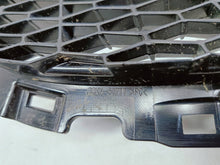Laden Sie das Bild in den Galerie-Viewer, Mazda 3 IV BP 19- KÜHLERGRILL STOSSSTANGE VORNE BCKN-50711