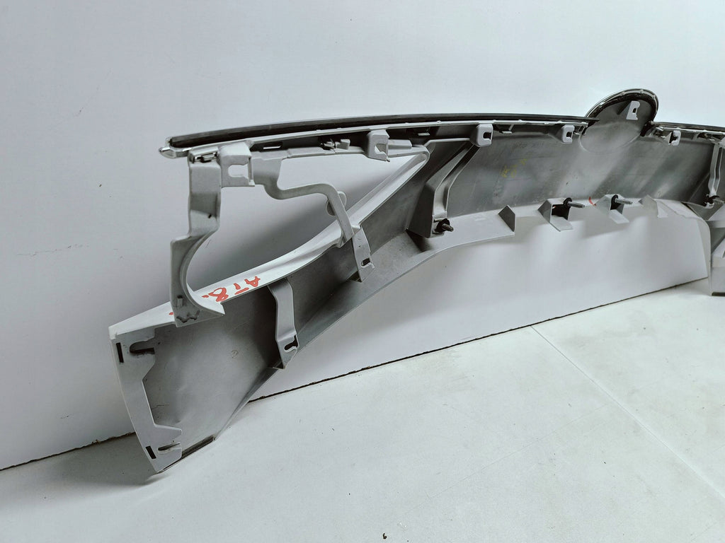 Toyota Avensis T27 LIFT 15- LISTWA BLENDA KLAPY BAGAŻNIKA TYŁ 76811-05140