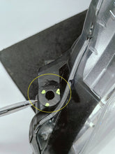 Załaduj zdjęcie do przeglądarki galerii, Toyota Yaris III 3 LIFT 17- LAMPA LEWA PRZÓD SOCZEWKA KOITO 0D-197