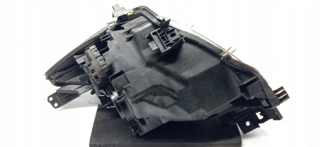 MAZDA 2 II DJ 14- LAMPA PRAWA PRZÓD PRZEDNIA PRAWA ZWYKŁA DB5J-51030