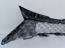 Załaduj zdjęcie do przeglądarki galerii, KIA SPORTAGE V 5 GT 21- ATRAPA GRILL KRATKA ZDERZAKA PRZEDNIEGO 86350-R2CA0