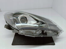 Laden Sie das Bild in den Galerie-Viewer, TOYOTA YARIS III LIFT 17- LAMPA PRAWA PRZÓD SOCZEWKA+LED EU 212-11BZR-LDEM2