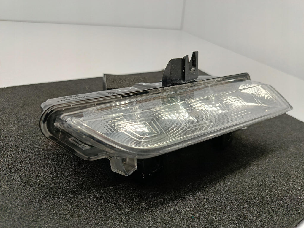 RENAULT CLIO 4 IV CAPTUR 12- HALOGEN DRL RECHTS LEUCHTE 266003864R