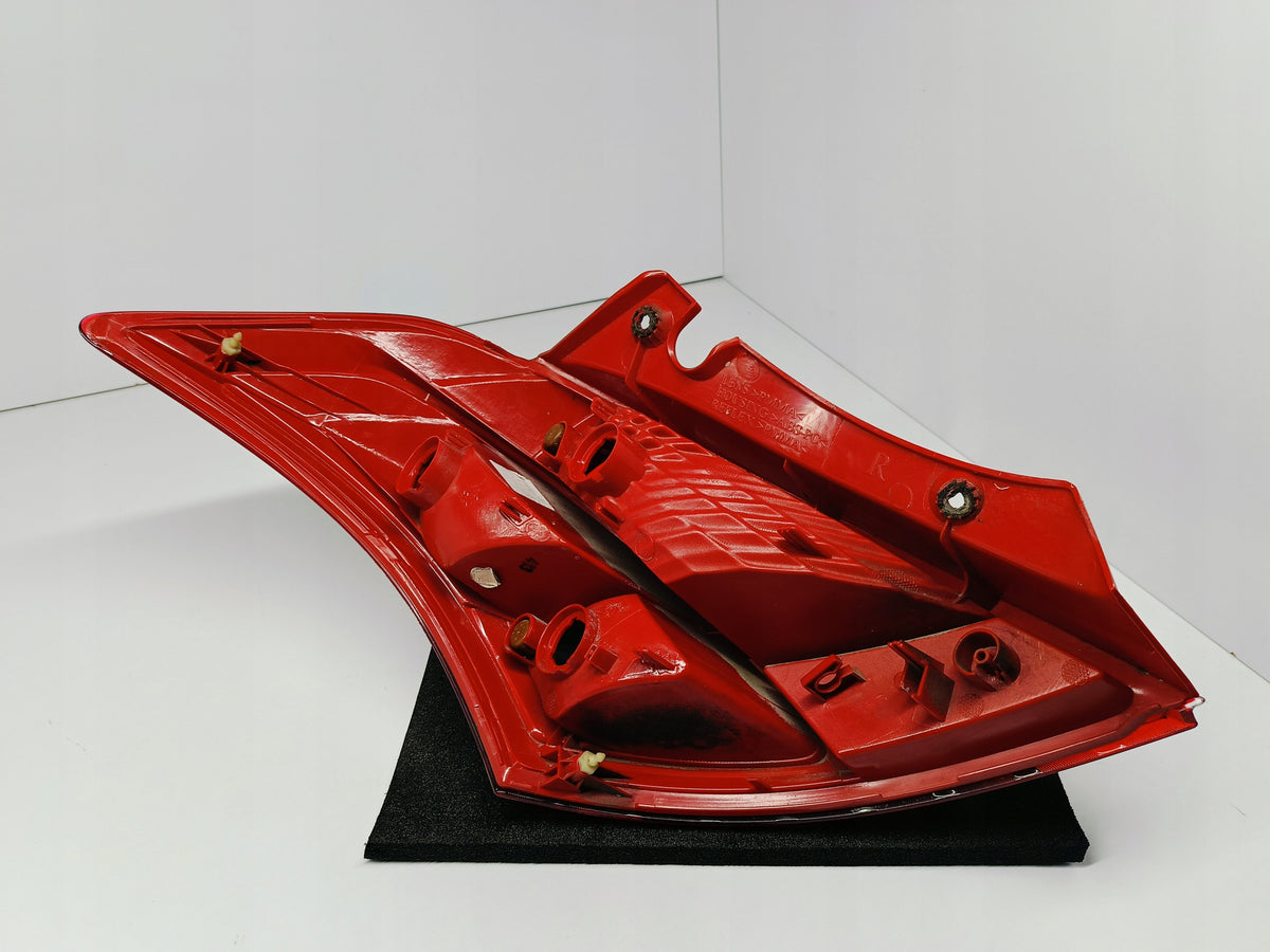 Suzuki Swift IV MK7 10- Rear Right Light Right Rear 35603-68L00 — photo 12 of 14