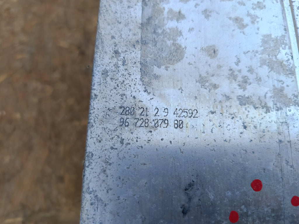 PEUGEOT 208 I 12- BELKA WSPORNIK POPRZECZKA ZDERZAKA PRZÓD 9672807980