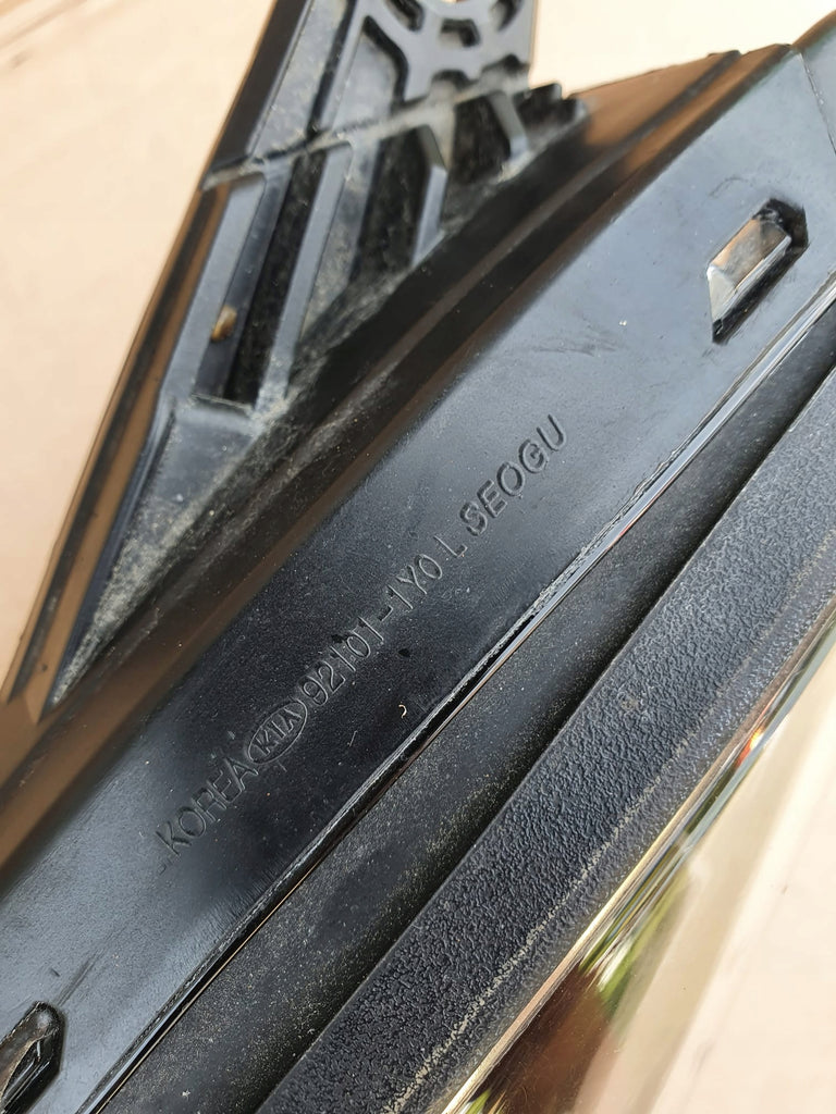 KIA PICANTO II 2 11-17 LAMPA LEWY PRZÓD PRZEDNIA
