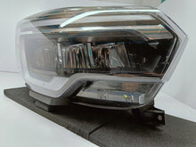 Laden Sie das Bild in den Galerie-Viewer, RENAULT TRAFIC III LIFT 4 21- RECHTER SCHEINWERFER LED PURE VISION 260102899R