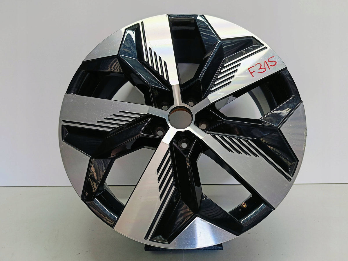 Megane V E-Tech Jante Aluminium 7.0"x20" 5X114.3 ET34 403001816R — photo 4 sur 16