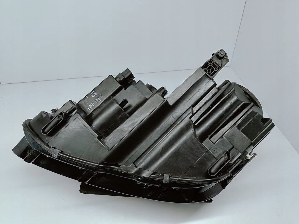 VOLKSWAGEN TIGUAN II 16- LAMPA PRAWA PRZÓD PRZEDNIA ZWYKŁA H7 5NB941006B