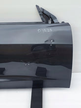 Load image into Gallery viewer, SPRZEDAM: TESLA MODEL 3 M3 5YJ3 17-20 DRZWI PRAWY PRZÓD PRAWE PRZEDNIE