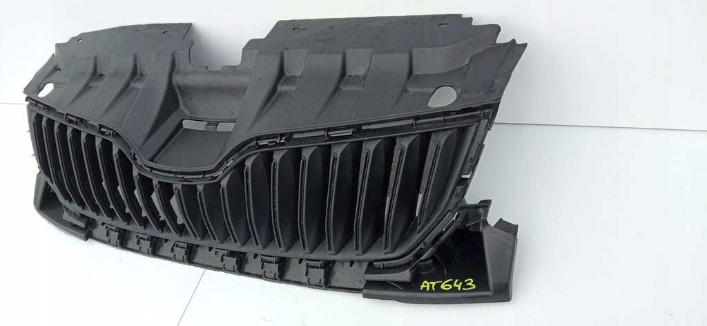 SKODA FABIA III 3 14- ATRAPA GRILL KRATKA ZDERZAKA PRZÓD TONG YANG NOWA