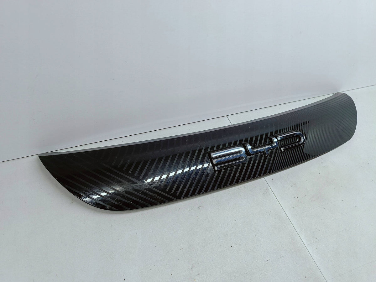 BYD Dolphin EV 23-Atrapa Grill Blenda Nakładka Zderzaka Przód EM2E-2803116C — zdjęcie 3 z 16
