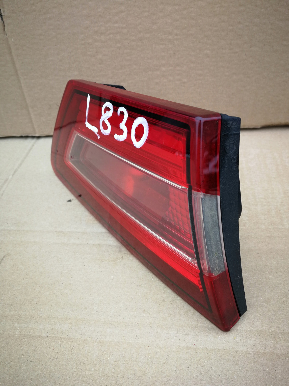 Renault Clio IV 4 Hb 12- Rear Left Light Tailgate 265552424R — photo 2 of 6