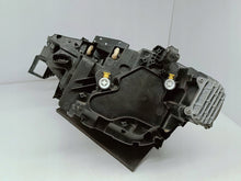 Laden Sie das Bild in den Galerie-Viewer, Volkswagen ID.4 ID4 20- LAMPA PRAWA PRZÓD FULL LED IQ.LIGHT EU 11B941036M