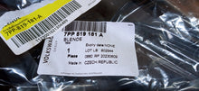 Load image into Gallery viewer, TOUAREG OCTAVIA III CAYENNE TOLEDO IV KRATKA WENTYLACYJNA NOWA 7PP819181A