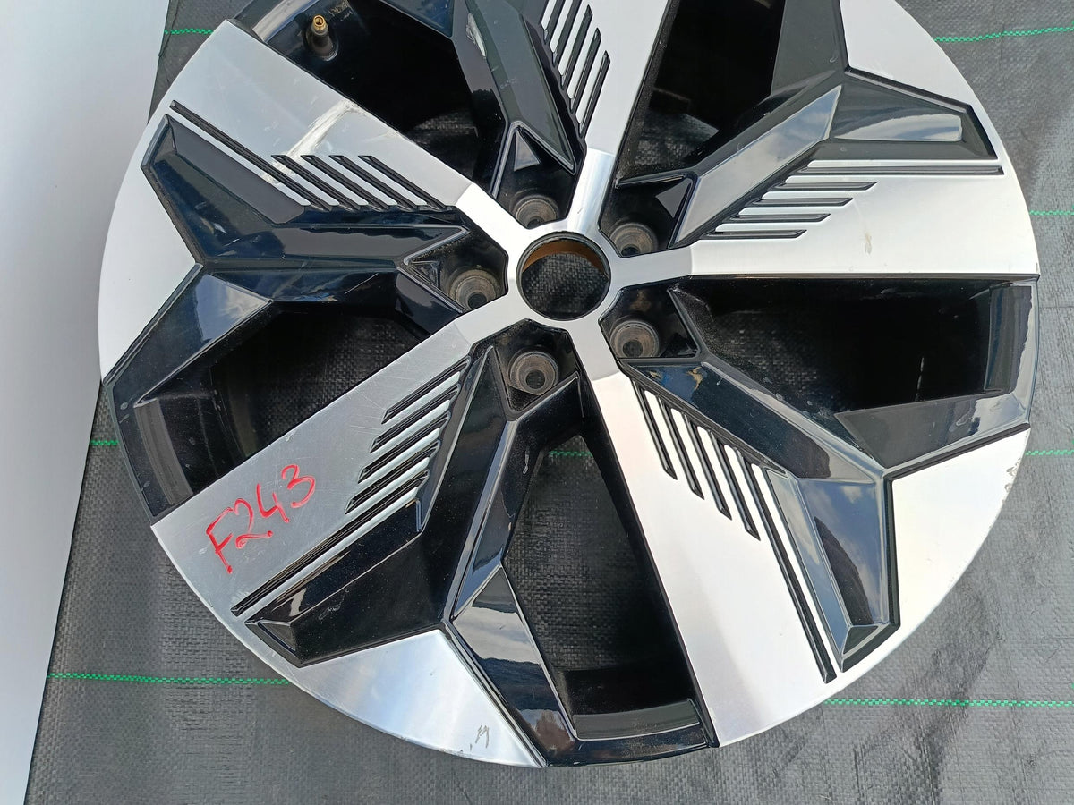 Felge Aluminium Renault Megane IV E-Tech 7.0"x20" 5X114.3 ET34 403001816R — Foto 5 von 16