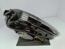 Laden Sie das Bild in den Galerie-Viewer, Volvo EX30 EX-30 23- LAMPA PRAWA PRZÓD PRZEDNIA FULL LED EU 80000628