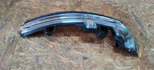 Laden Sie das Bild in den Galerie-Viewer, RANGE ROVER EVOQUE 12- BLINKER SPIEGEL LINKS NEU LR027946