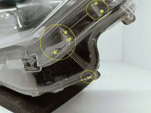 Laden Sie das Bild in den Galerie-Viewer, Toyota Yaris IV 4 XP21 19- SCHEINWERFER RECHTS VORNE VOLL-LED KOITO K0-8