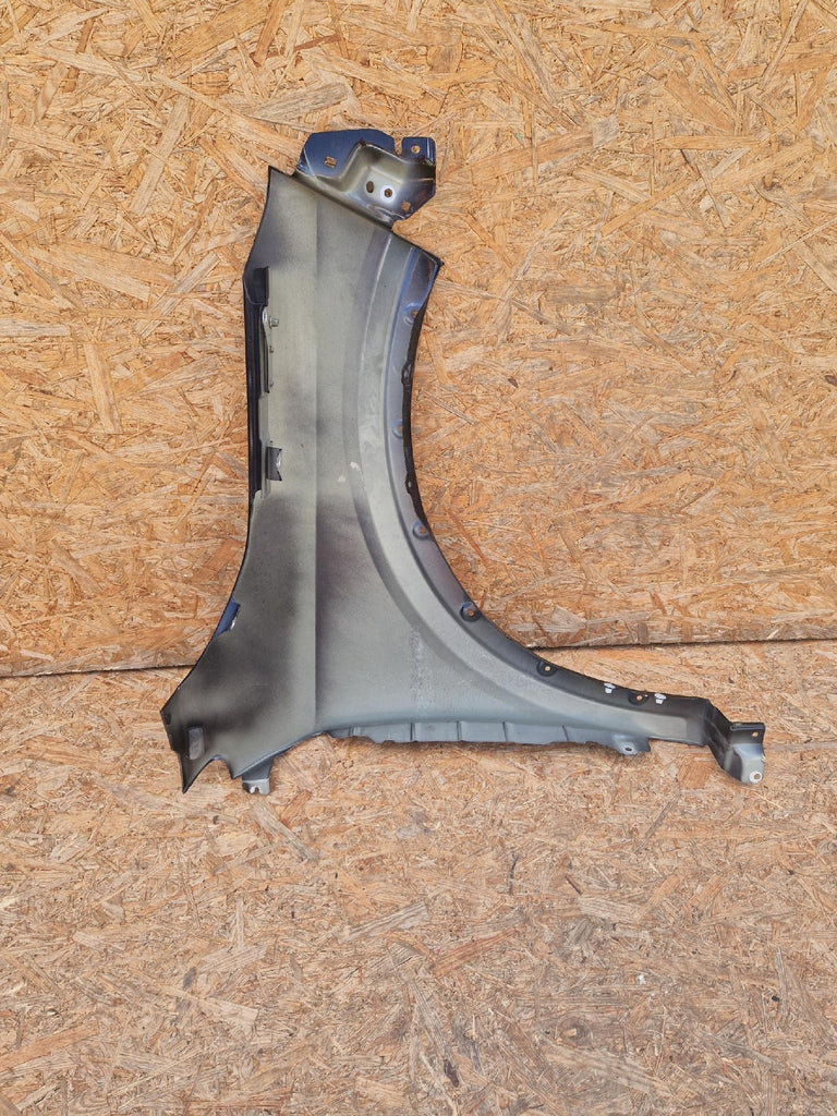 NISSAN QASHQAI III J12 21- KOTFLÜGEL VORNE LINKS