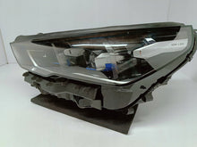 Laden Sie das Bild in den Galerie-Viewer, BMW 5 G60 G61 23- SCHEINWERFER LINKS VORN FULL LED EU LE22A6494