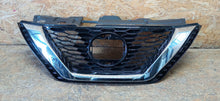 Laden Sie das Bild in den Galerie-Viewer, NISSAN QASHQAI II J11 LIFT 17- KÜHLERGRILL STOSSFÄNGER VORNE DS0742001