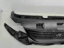 Load image into Gallery viewer, Peugeot Partner IV 4 18- ATRAPA GRILL ZDERZAKA PRZEDNIEGO 9818281980